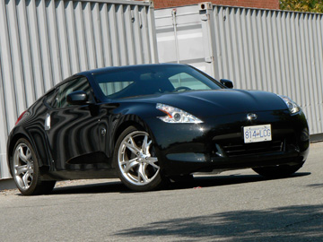 2010_Nissan_370Z