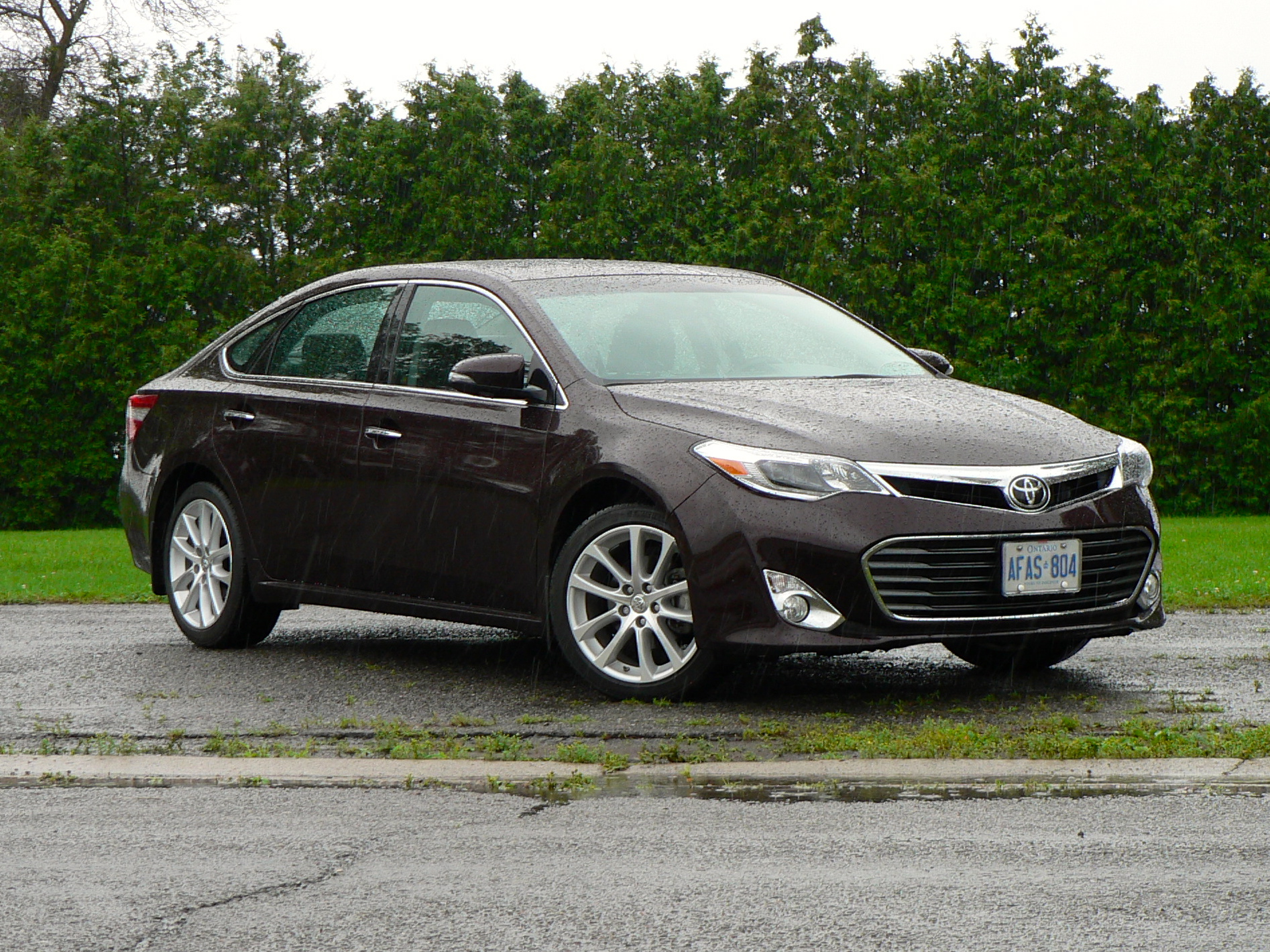 2013 toyota avalon limited road test #2